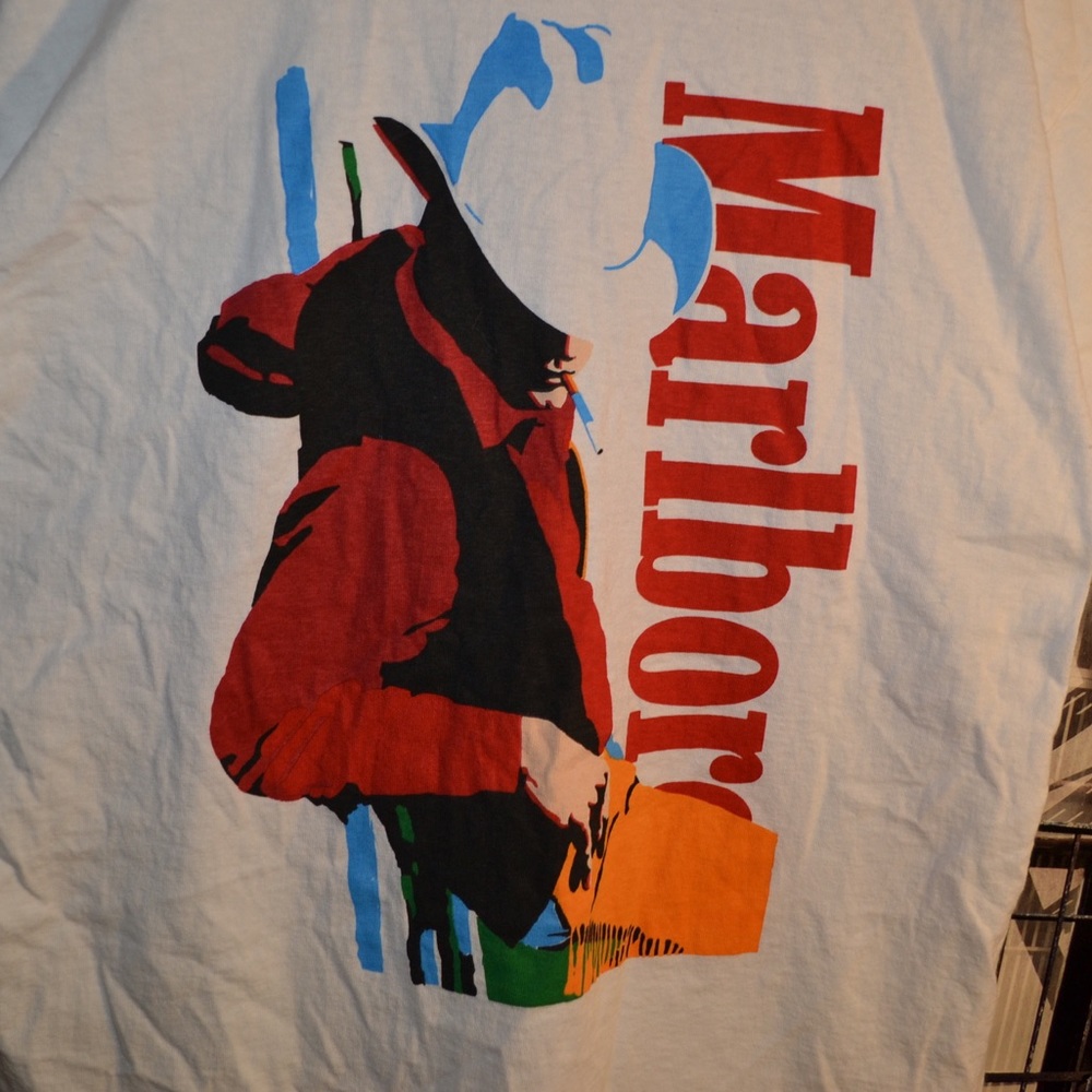 Vintage 90s Marlboro man T-shirt - Picture 3 of 6